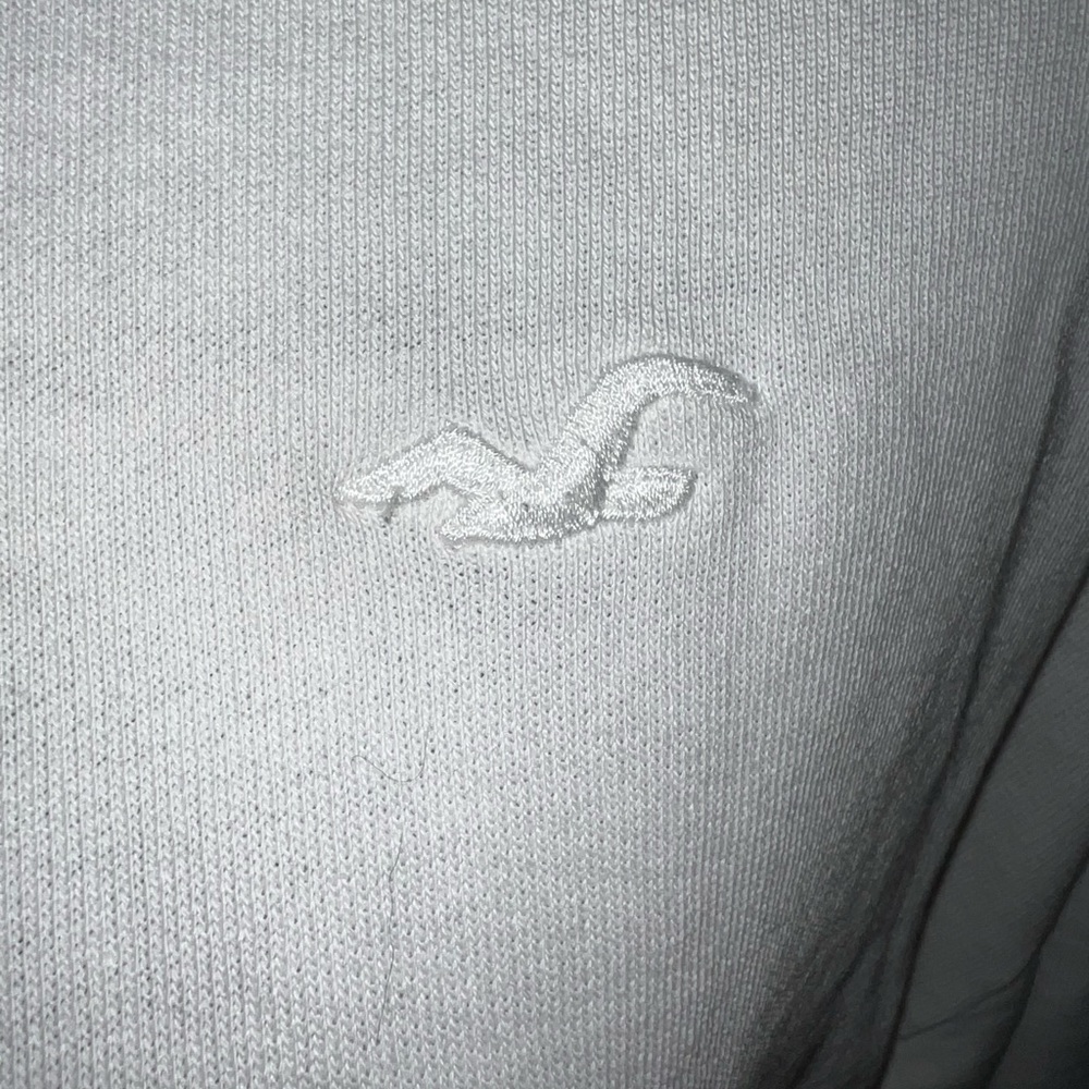 Hollister Full Zip Cropped Eyelet Hood Hoodie - Picture 5 of 11